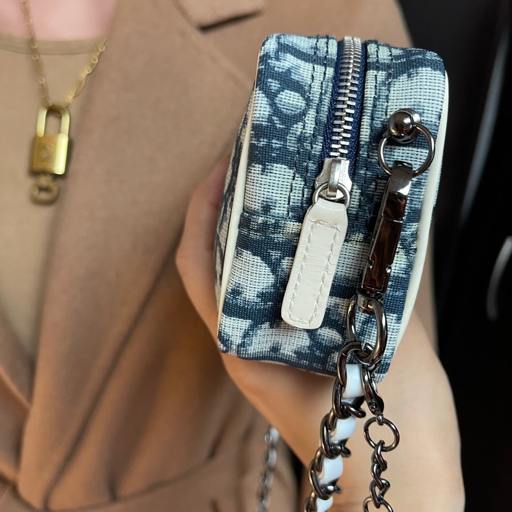 Authentic vintage Dior mini accesory pouch (HK30) - Picture 5 of 16